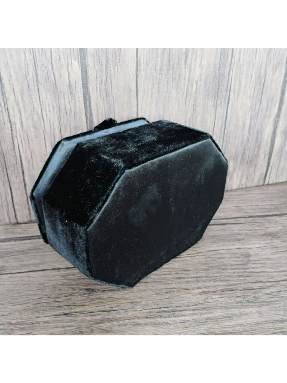 Vintage Indian Zardozi Embroidered Black Velvet Jewelry Box, 6" Octagon Boho - Picture 8 of 11